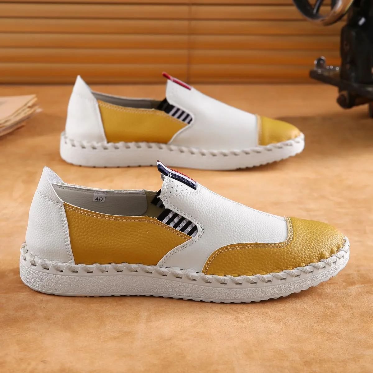 Men's Slip on Oxfords Boat Shoes Casual Leather Loafers Walking Sneakers Breathable Driving Dress Business Wokr Shoes